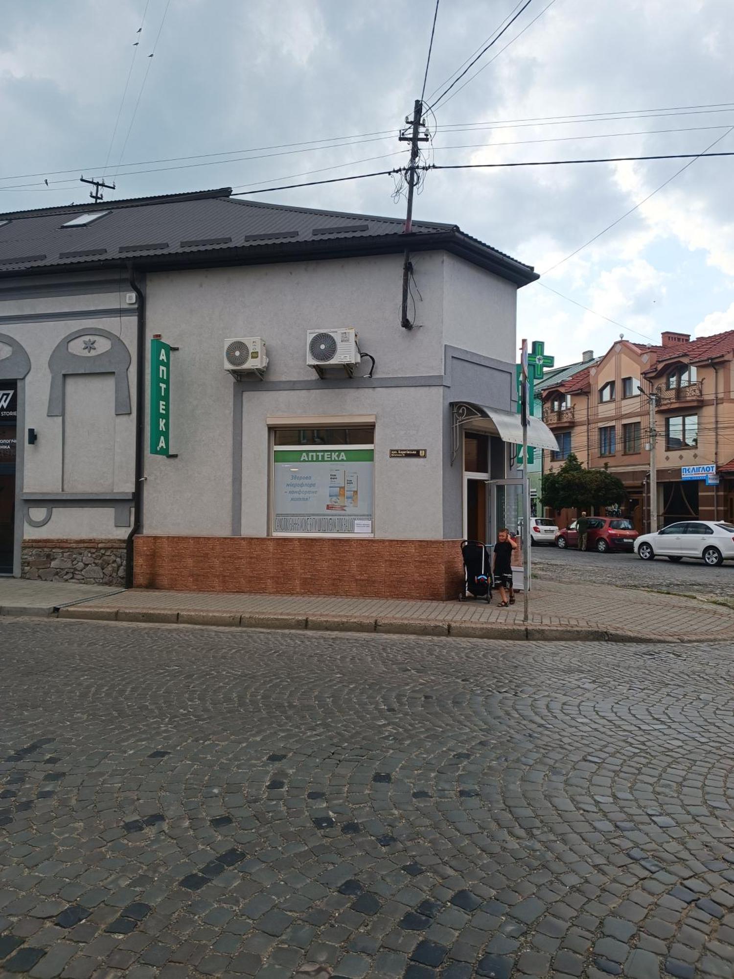 Apartments On Beregovskaya 3 Mukacheve Bagian luar foto